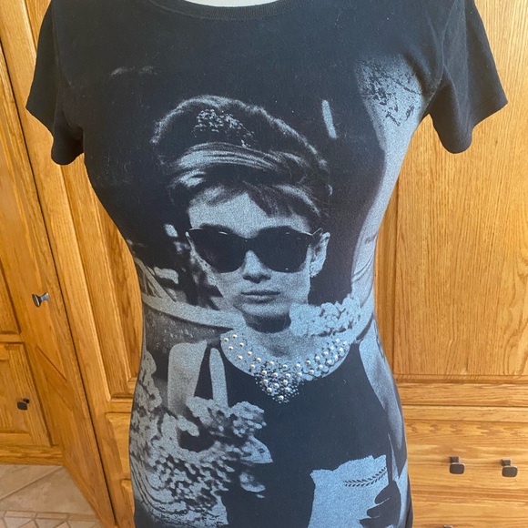 Vintage breakfast at Tiffany’s T shirt S/M - Picture 13 of 16